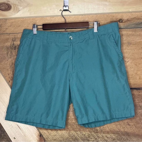 Columbia Sportswear Company Mens Casual PFG shorts Green size 38W 8L - Picture 1 of 7
